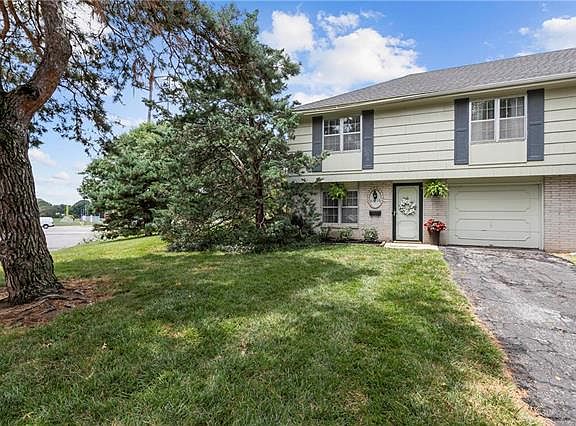 2nd image of 8616 Greenbrier Dr