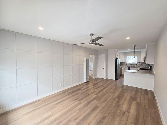 3rd image of 644 Pier Ave APT 1