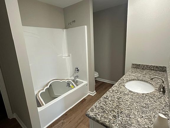 4th image of 2515 Pineneedle St