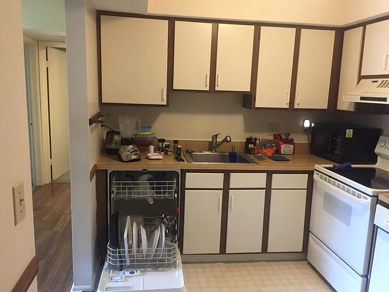 3125 Sayre Dr — Photo 10