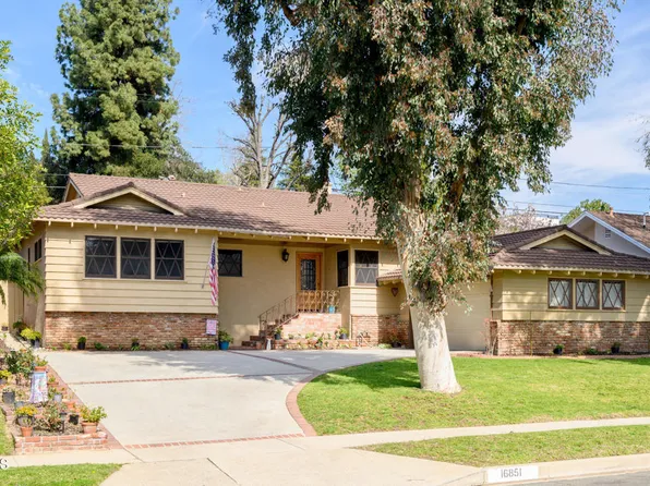 16851 Liggett St, North Hills, CA 91343