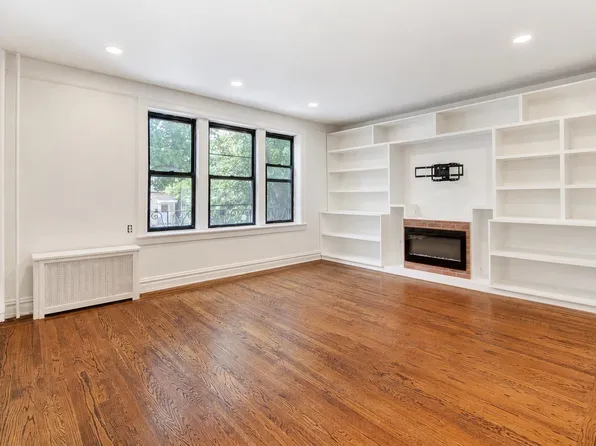 260 Harrison Avenue image 1 of 23