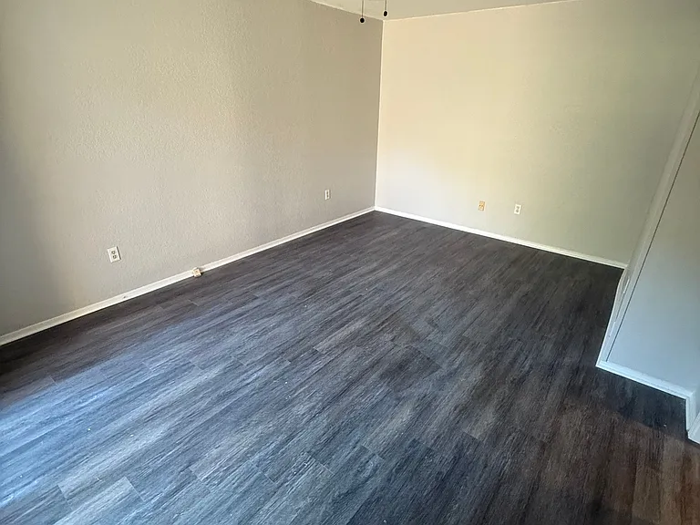 7412 Lemonwood Ln — Photo 11