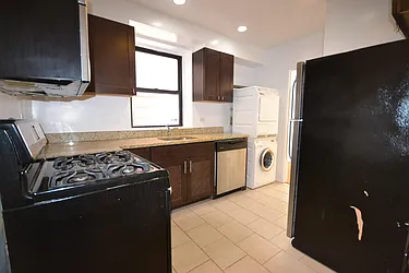 Rented by Silverstein Collection LLC 