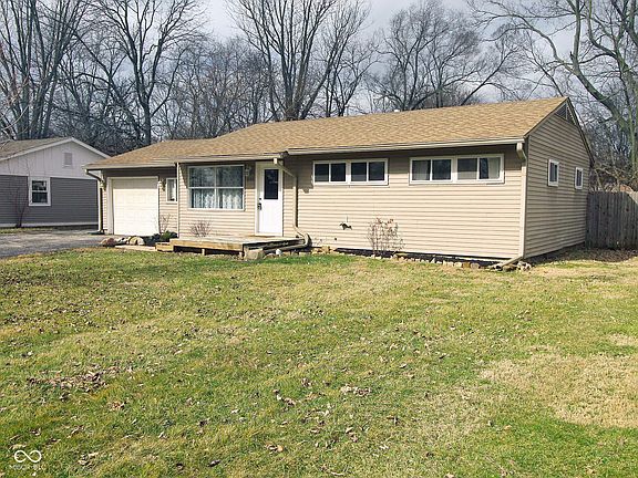 2nd image of 3540 Bradford Dr