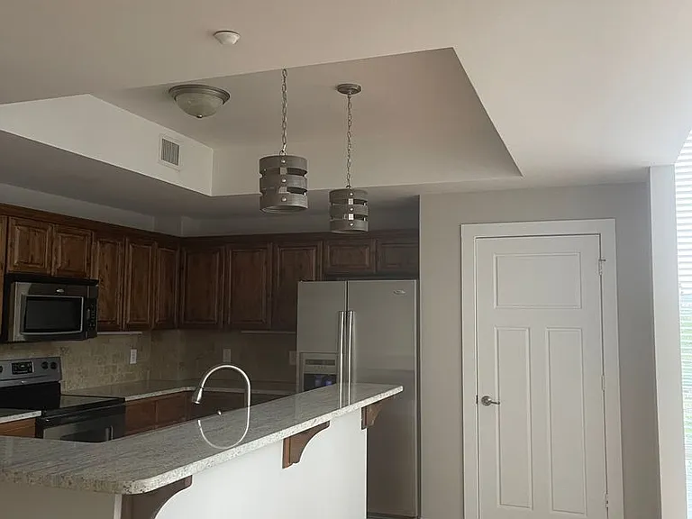 277 S Gay St #204 — Photo 5