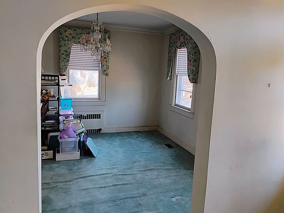 4th image of 1454 Southwest Blvd
