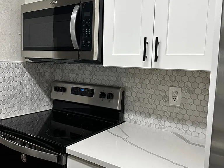 833 Riverside Dr #831 — Photo 12