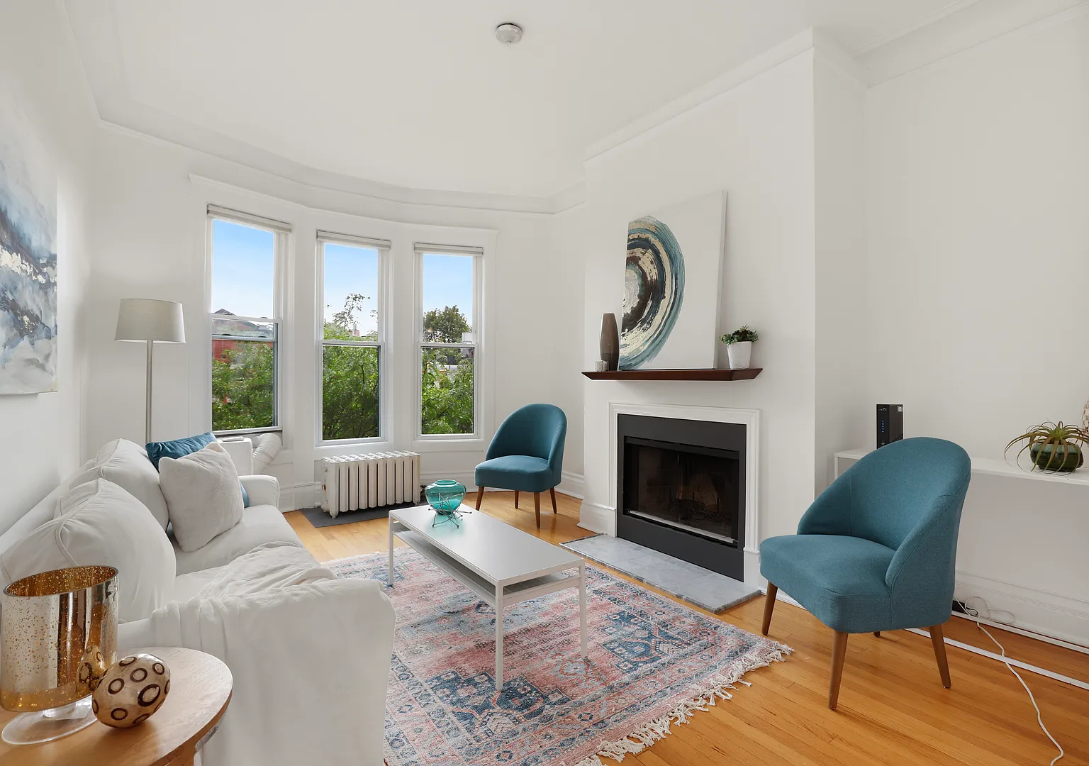 1 bed, 1000 sqft, $3,500 — Photo 2