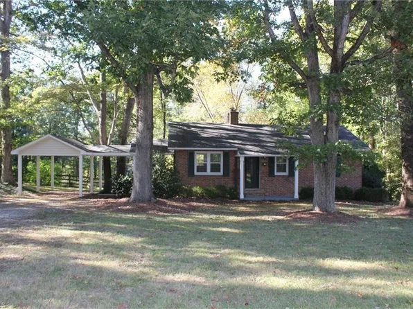 (undisclosed Address), Oak Ridge, NC 27310
