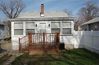 1st image of 4817 Wellington Ave