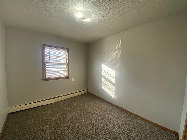 Ashworth Apartments — Photo 17
