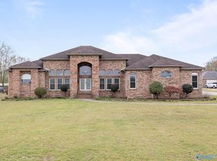 1230 Nick Davis Rd, Harvest, AL 35749