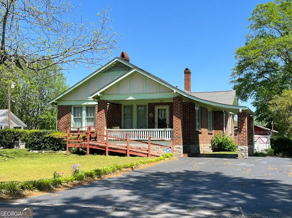 302 Highland Park, Elberton, GA 30635
