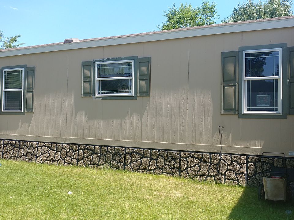 1st image of 2404 Garnet Ave