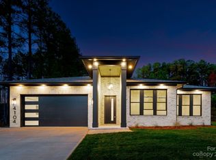 10616 Old Camden Rd, Midland, NC 28107