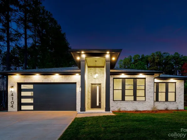 10616 Old Camden Rd, Midland, NC 28107