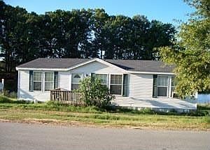 2nd image of 492 Joe Findley Rd