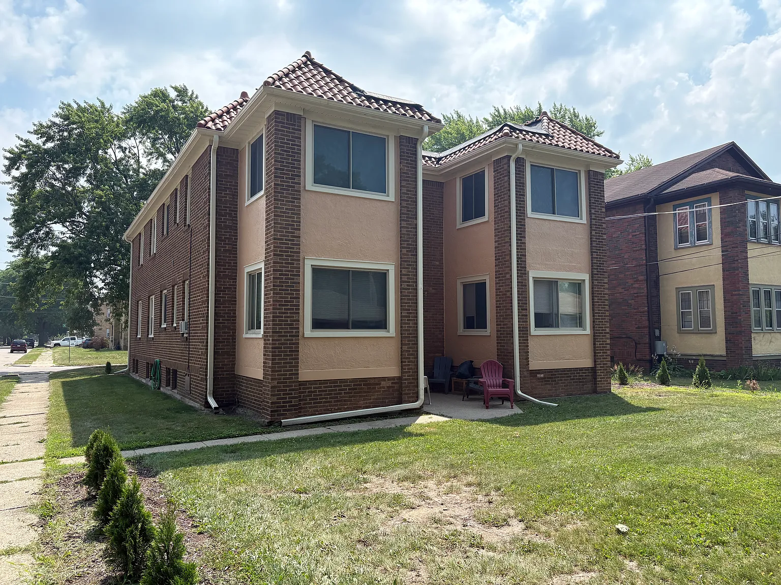 1 bed, 750 sqft, $950 — Photo 2