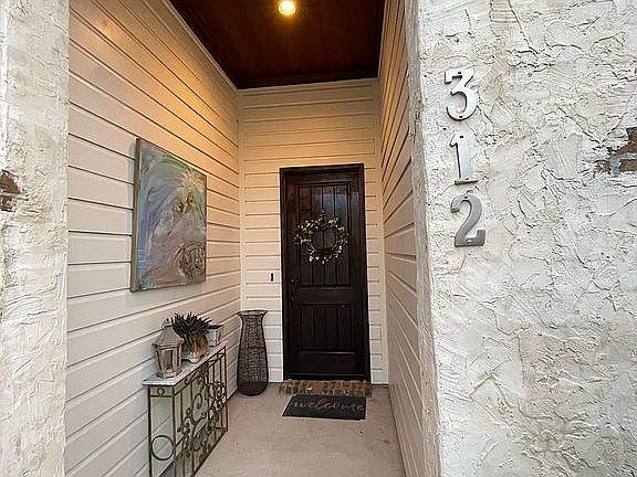 2nd image of 312 Cypress View Dr