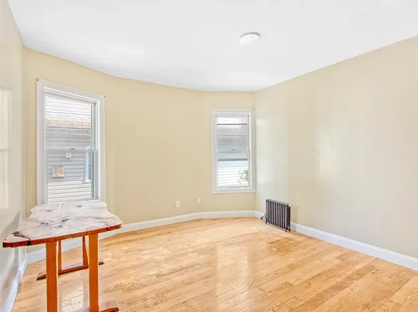 405 East 2nd Street image 3 of 16