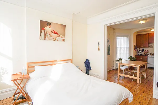 Rented by City Connections Realty | media 6