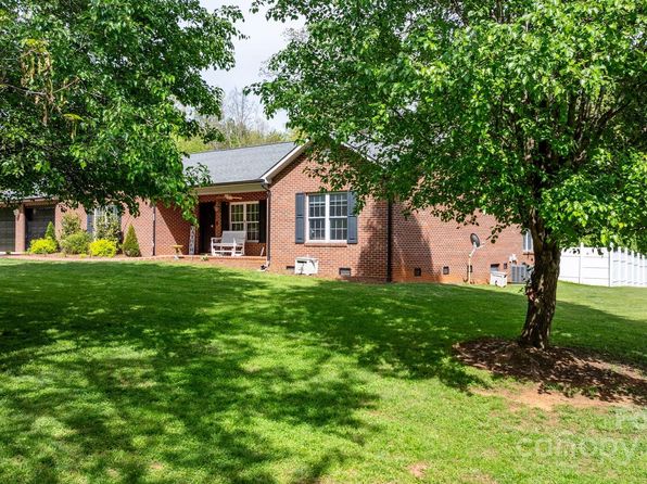 503 Sanford Gragg Rd, Hudson, NC 28638