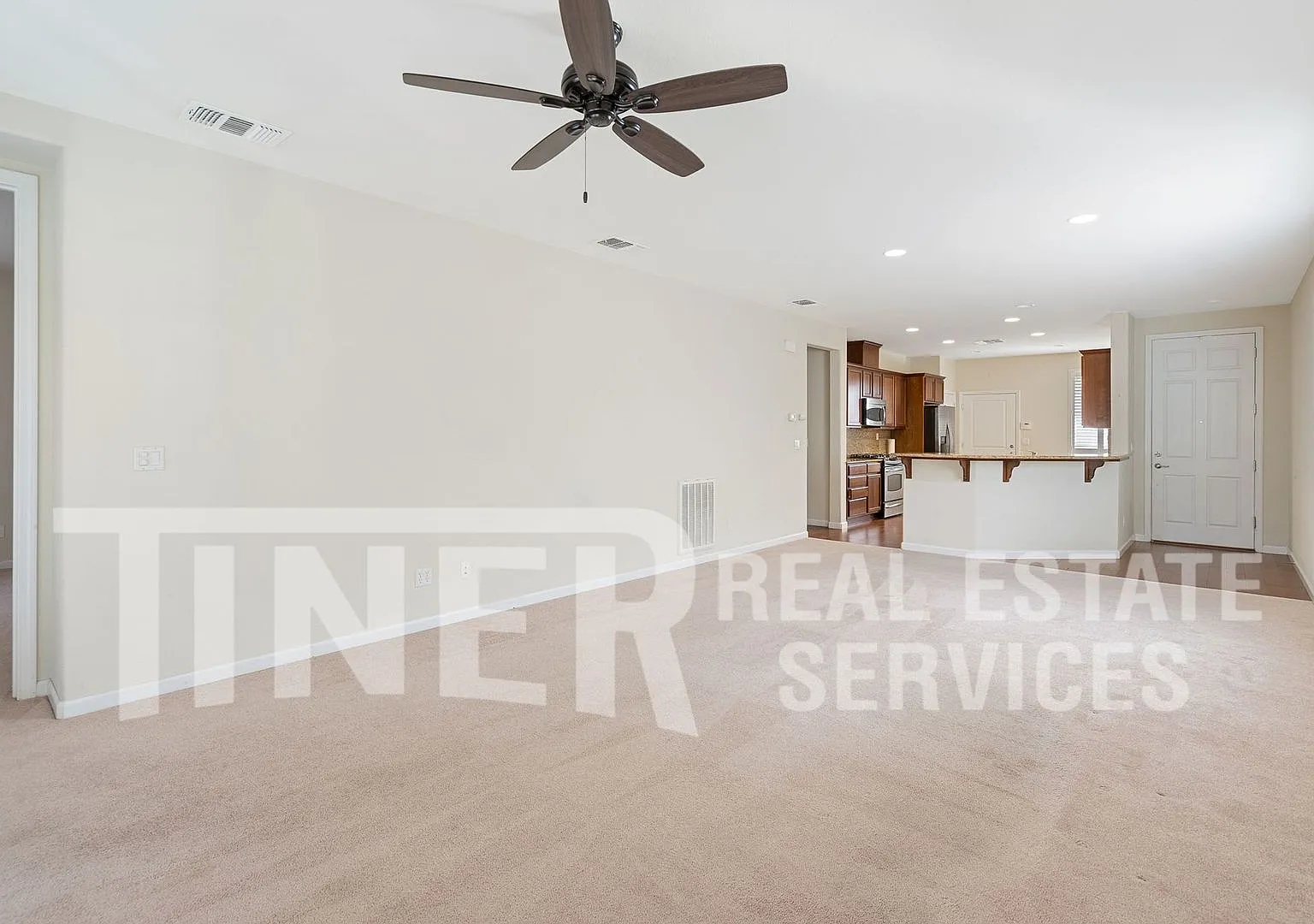 7500 Abbey Circle - Tier 2 — Photo 2