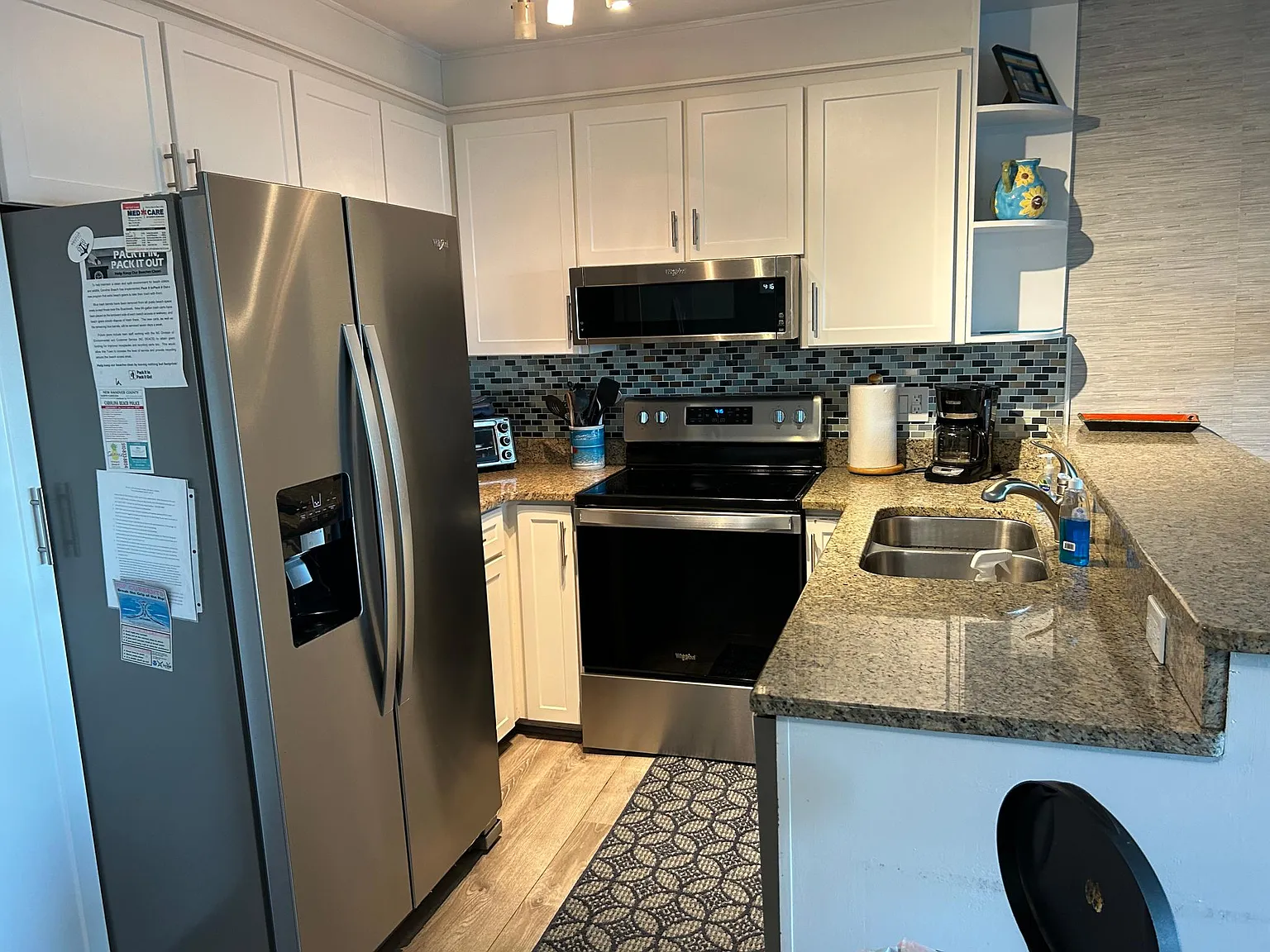2 bed, 850 sqft, $1,835 — Photo 2