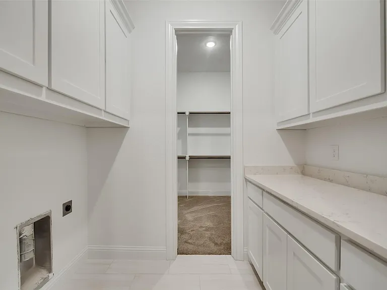 1203 Chapel Dr — Photo 27