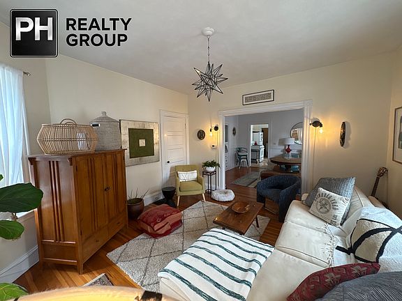5th image of 73 Marlboro St #2
