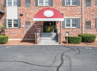 Dallas Park Condominiums, Dracut, MA 01826