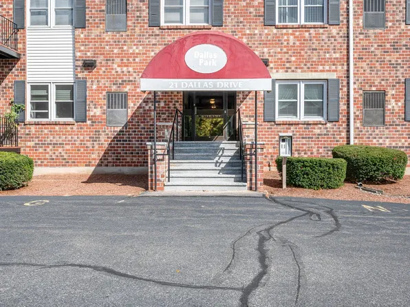 21 Dallas Dr APT 202, Dracut, MA 01826