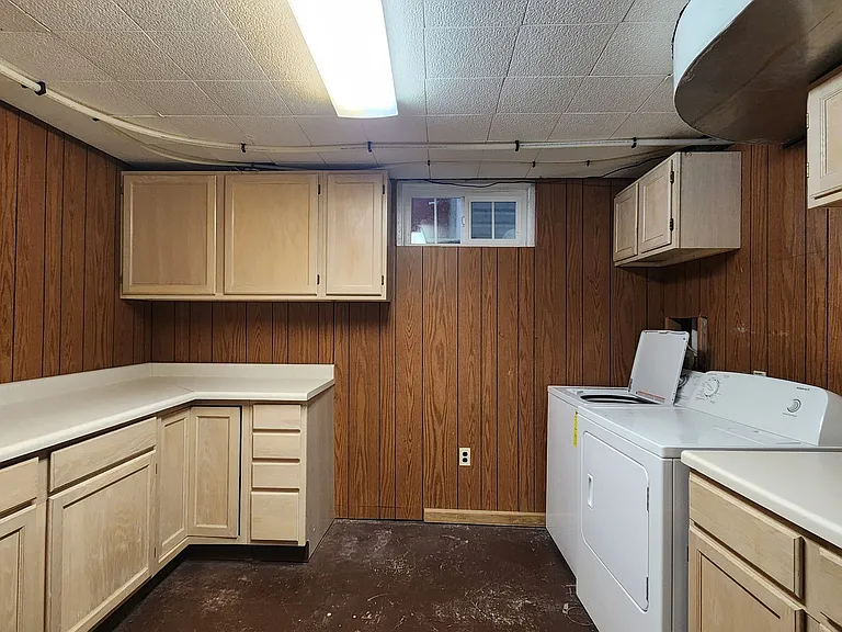 1242 S 4th St W #A-C — Photo 17