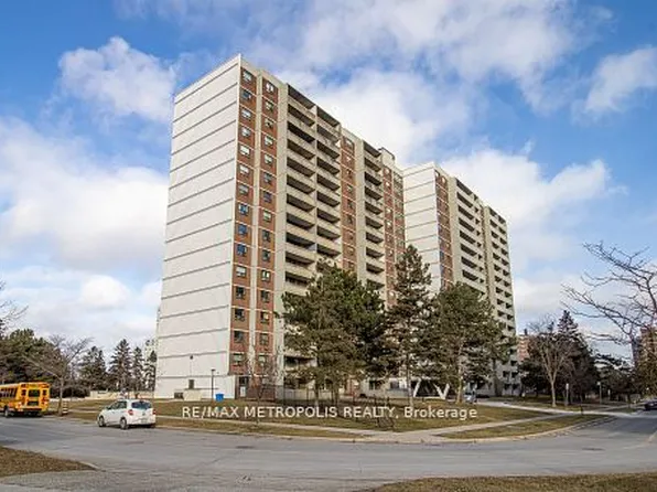 100 Prudential Dr #1405, Toronto, ON M1P 4V4