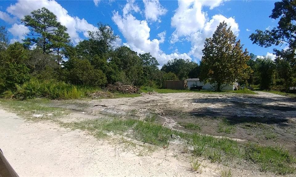 2nd image of 10813 Olsen St