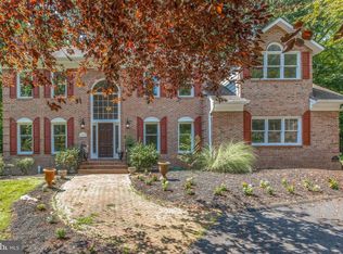 12219 Henderson Rd, Clifton, VA 20124