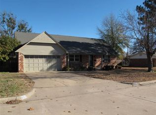 802 Pershing Dr E, Ardmore, OK 73401