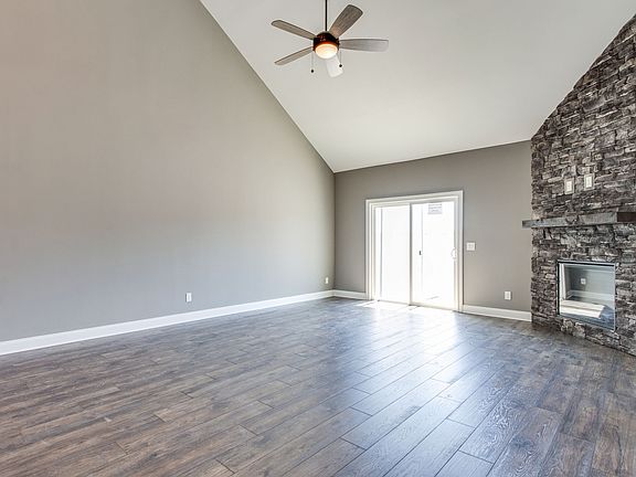 3rd image of 3509 Magruder Dr #I5
