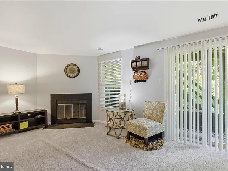 14229 Oakpointe Dr — Photo 9