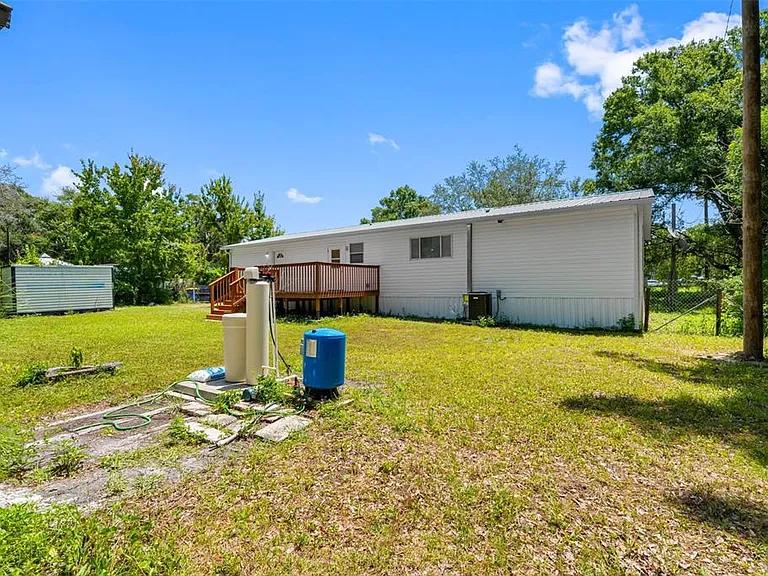 6847 Woodsman Dr — Photo 8