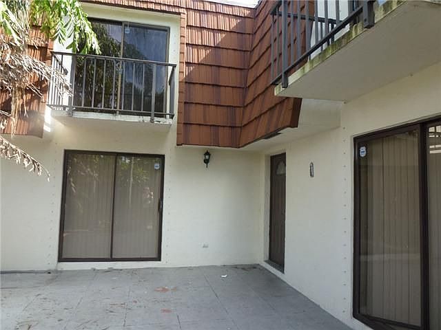2nd image of 2196 White Pine Cir APT D
