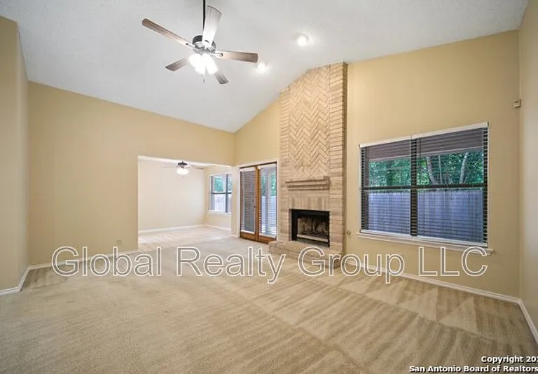 118 Golden Way — Photo 22
