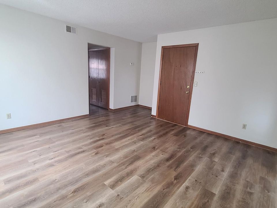 130 NW Vesper St APT C, Blue Springs, MO 64014 Zillow