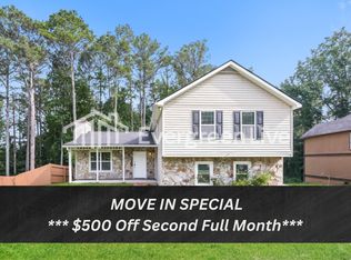 597 Woodbridge Ct, Stone Mountain, GA 30088