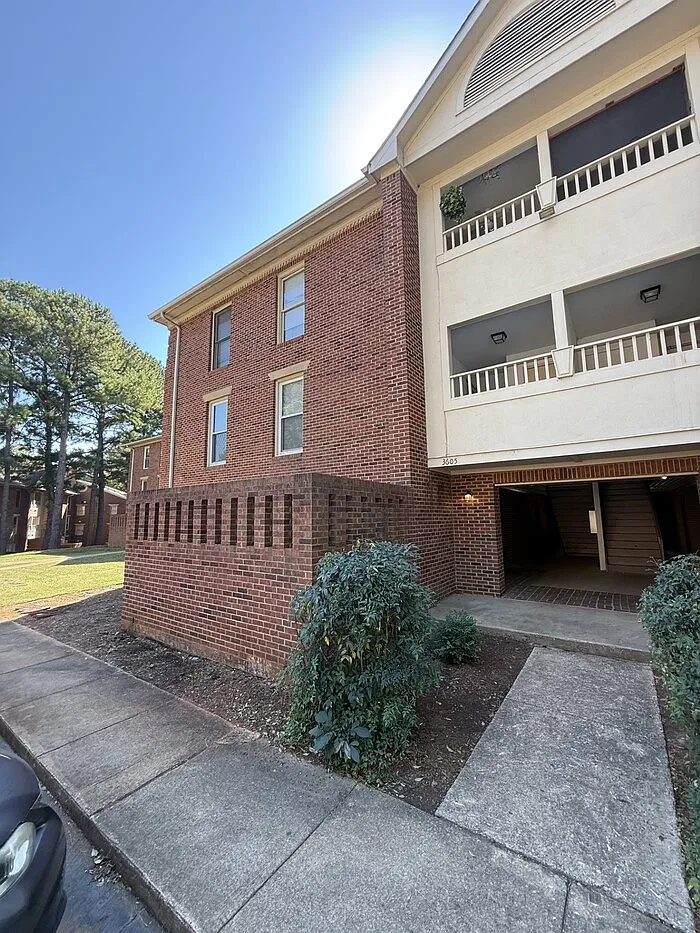 1 bed, 1.0 bath, 540 sqft, $1,095 — Photo 1