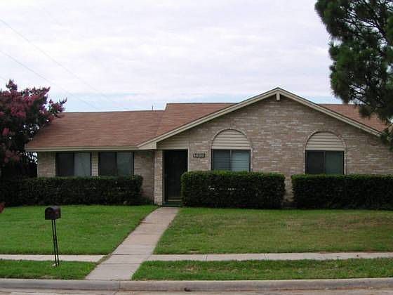1st image of 1620 Catalina Dr