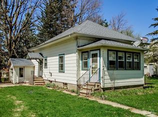 409 N Main St, Conrad, IA 50621