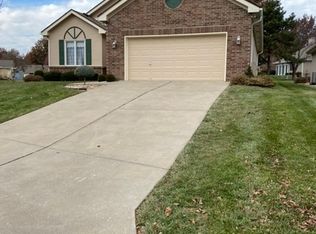 1052 SW 8th St, Lees Summit, MO 64081
