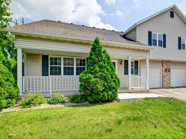 958 Chandler Ln, Sun Prairie, WI 53590